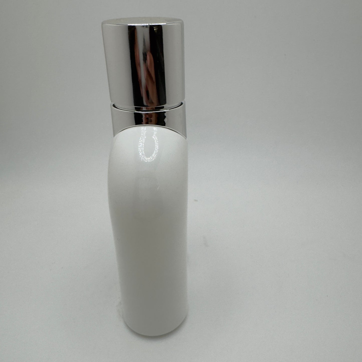 White Mountain Mirada Eau de Parfum 85ml (2.8 fl oz) – Fragancia Masculina Elegante y Fresca