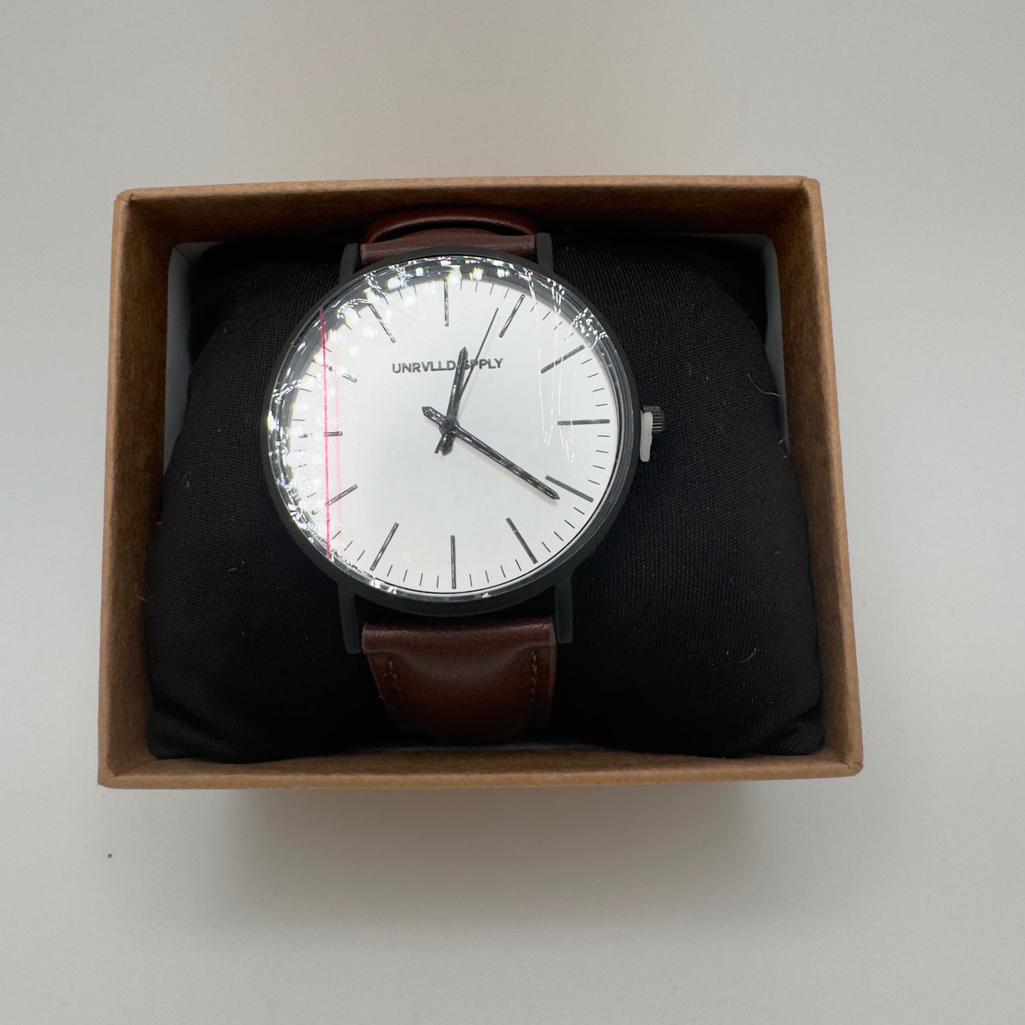 Reloj Unrivaled Supply Minimalista para Hombre – Caja ASOS