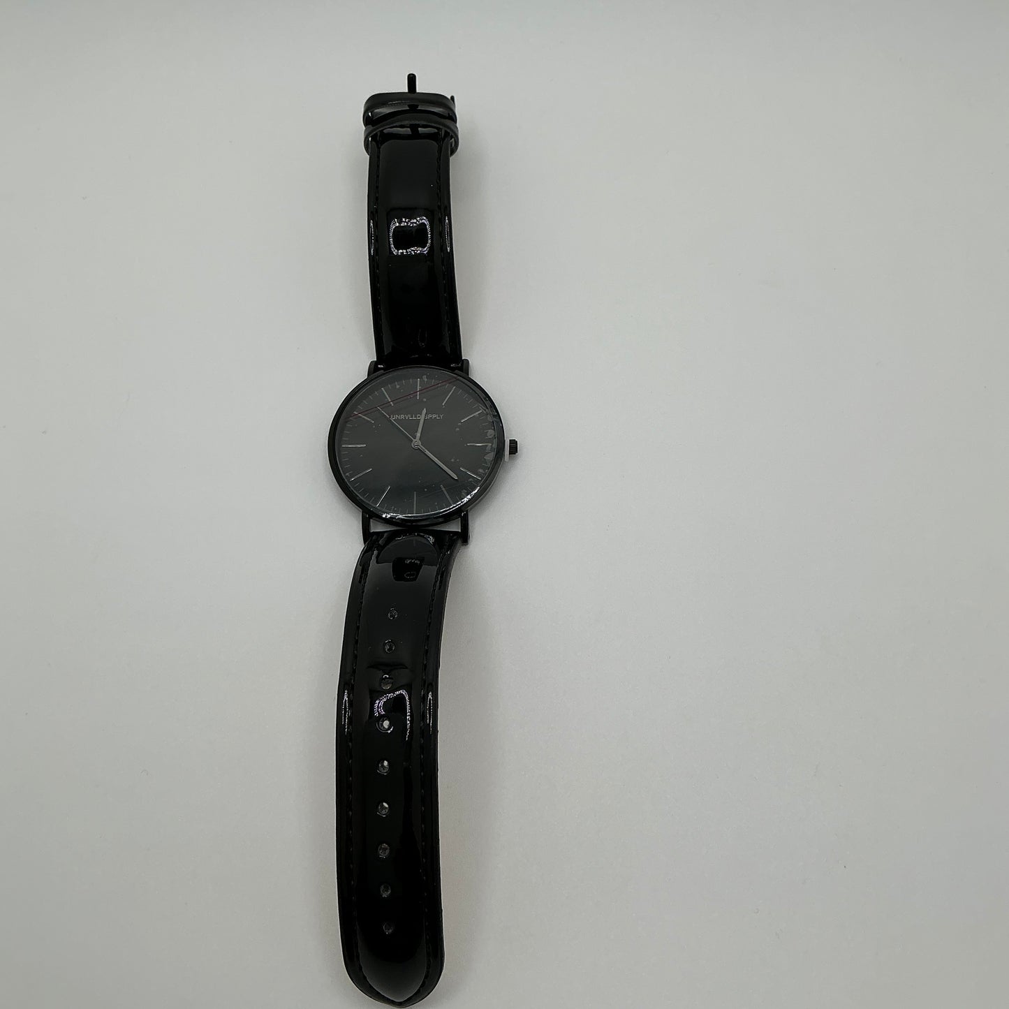 Reloj Unrivaled Supply Minimalista para Hombre – Caja ASOS