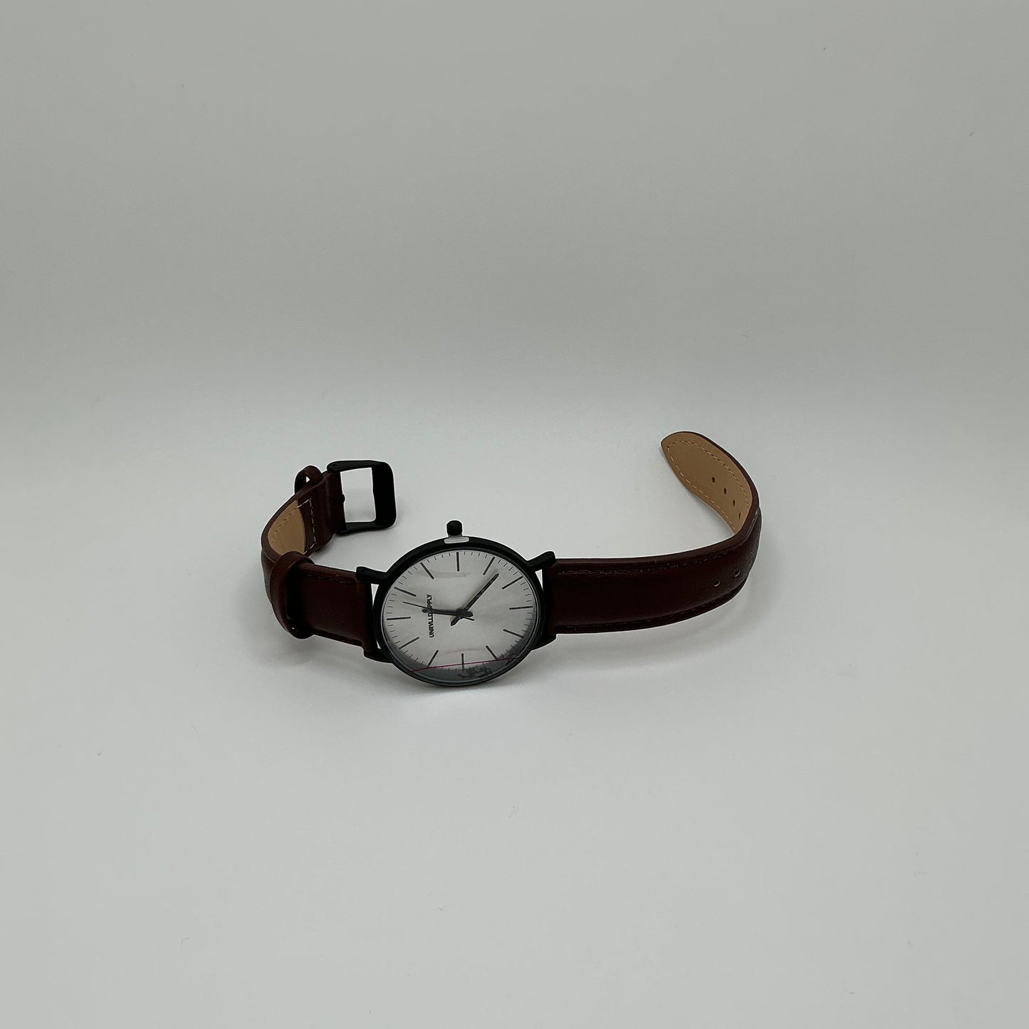 Reloj Unrivaled Supply Minimalista para Hombre – Caja ASOS