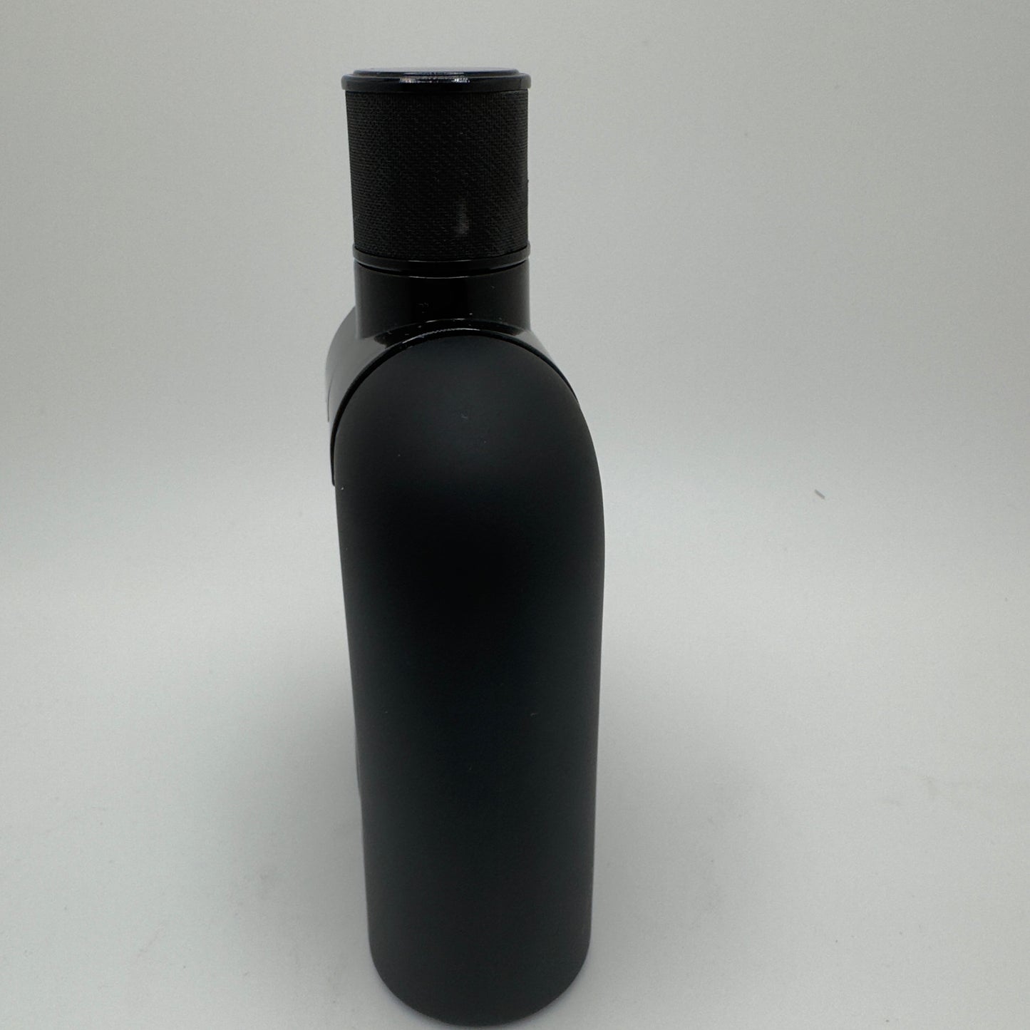 Shield Black Leather Eau de Parfum 100ml – Perfume Masculino Intenso y Sofisticado